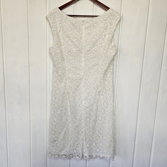 Black by Saks Fifth Avenue Eggshell Lace Sleeveless Midi Dress - Picture 5 of 13